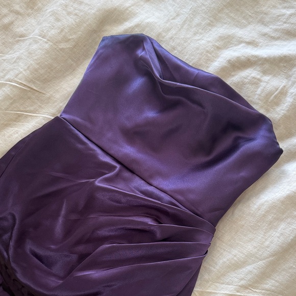 Elegant Purple Strapless Evening Gown - Picture 4 of 5